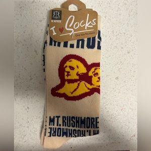 NWT Robin Ruth Mount Rushmore Socks